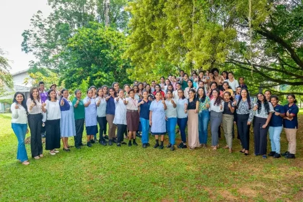 Support employee pic 2